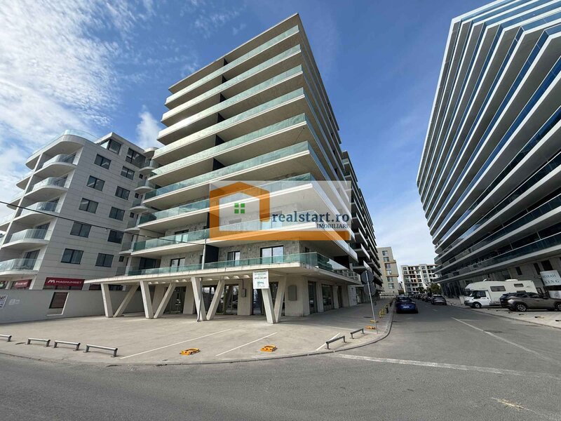 Doua camere, vedere la mare, prima linie, 3/8, terasa 15 mp, loc parcare.